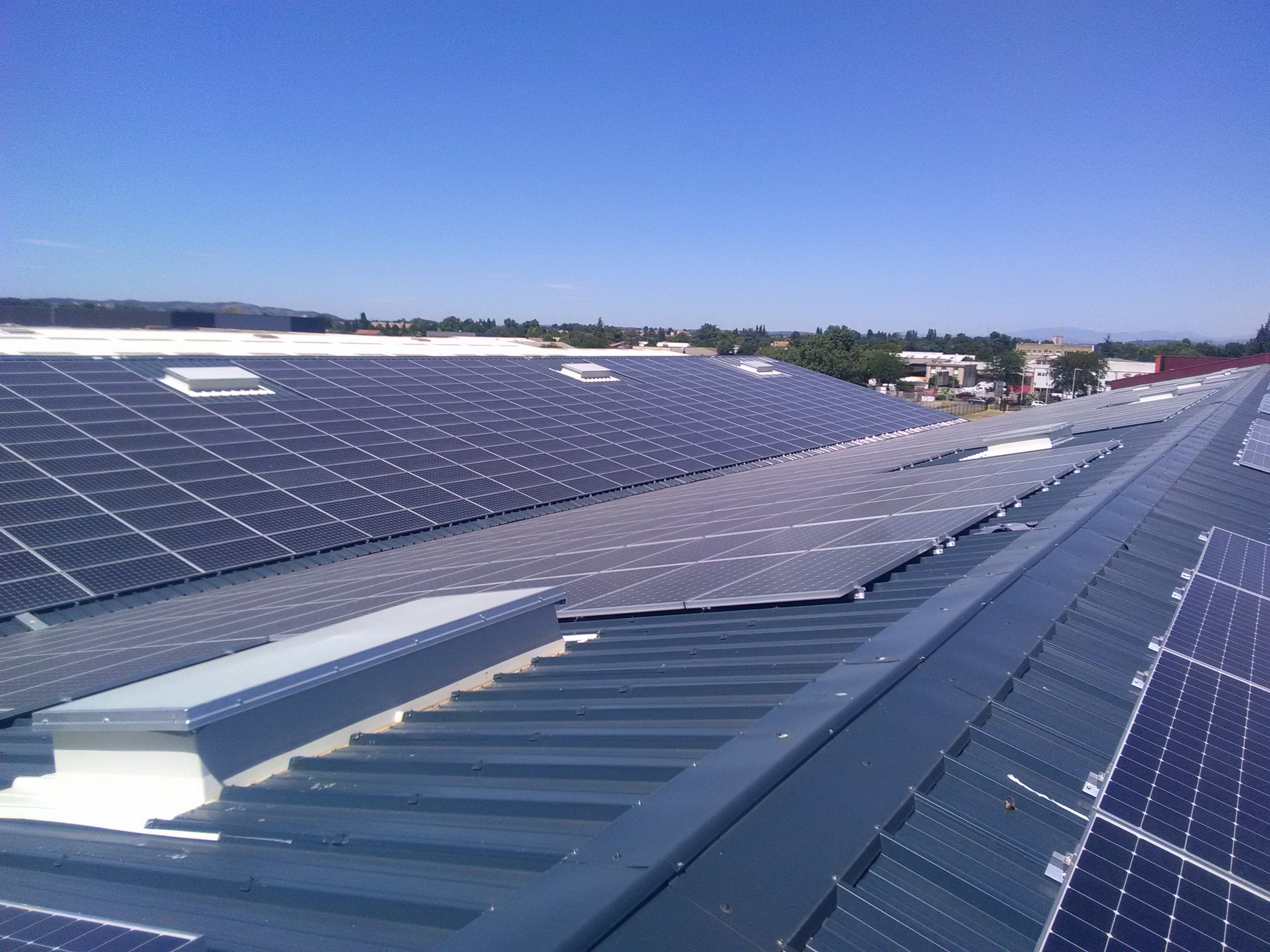 Système photovoltaïque et panneaux solaires