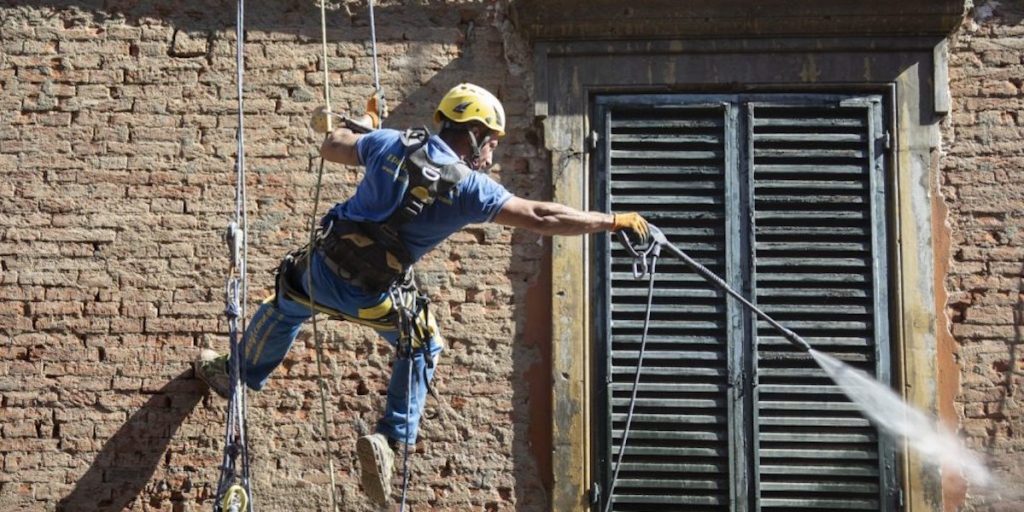 Comment nettoyer un mur en pierre intérieur et extérieur