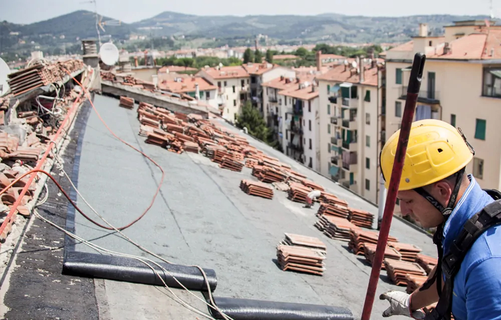 Acrobatica pour résoudre tous vos problèmes de toiture en amiante